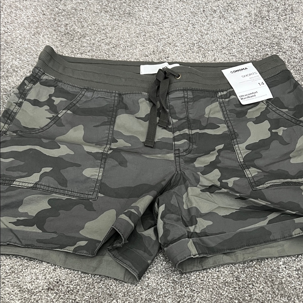 Sonoma Women's Camo High Waist Shorts
